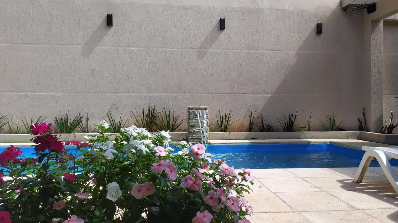 Appartamento Duplex Completo En Puerto Iguazú Esterno foto
