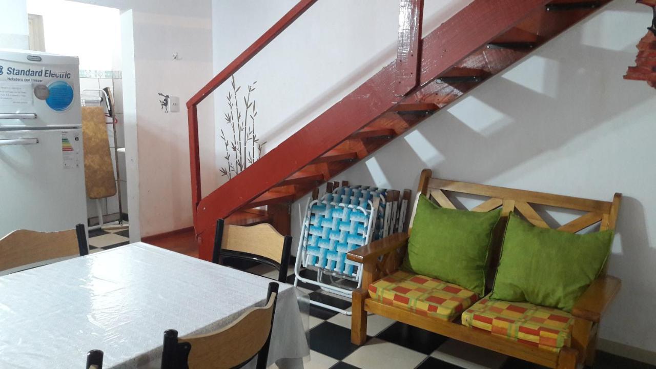Appartamento Duplex Completo En Puerto Iguazú Esterno foto