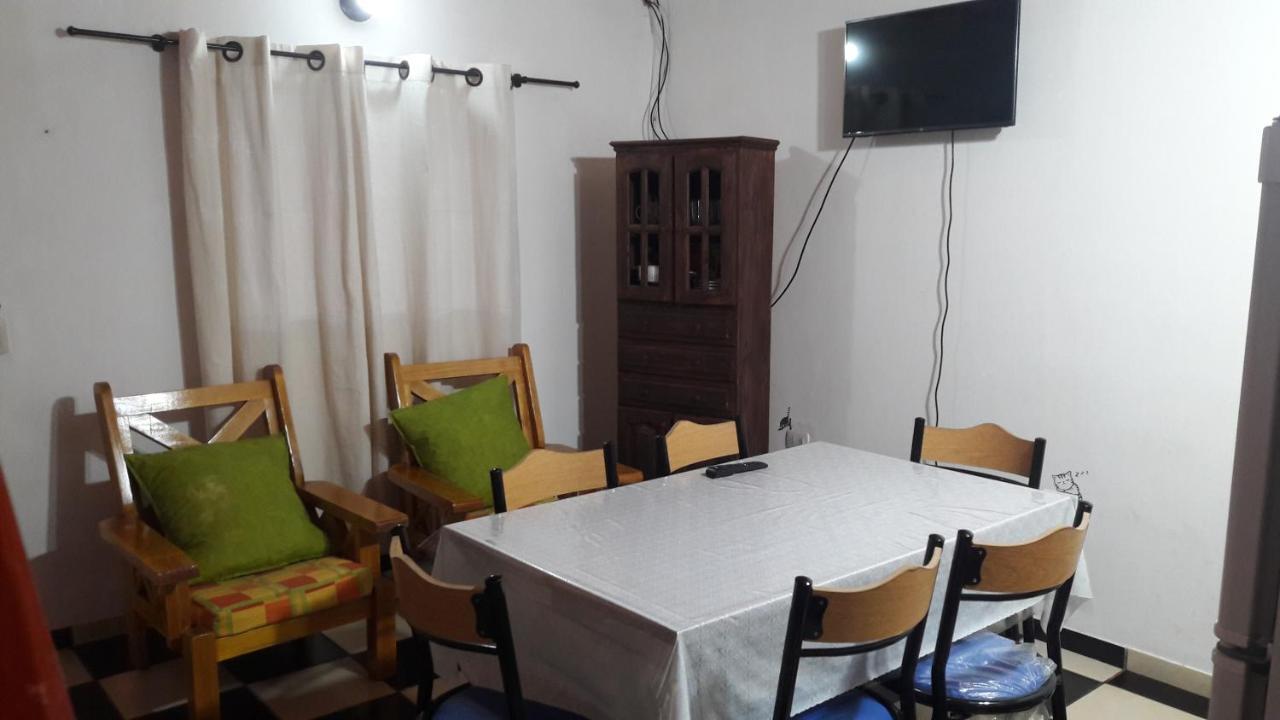Appartamento Duplex Completo En Puerto Iguazú Esterno foto